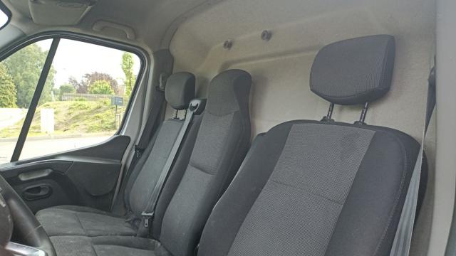 Renault Master image 8