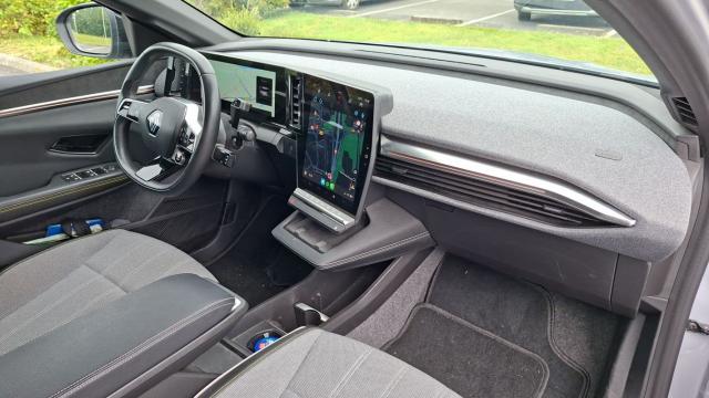 Renault Mégane E-Tech image 4
