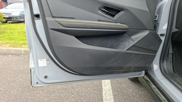 Renault Mégane E-Tech image 8
