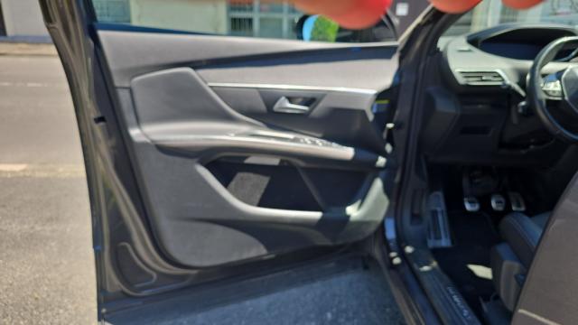 Peugeot 3008 image 8