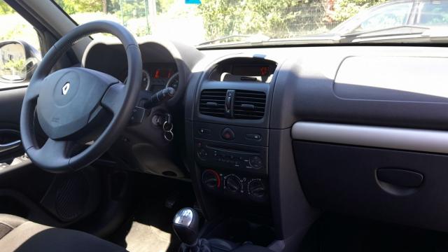 Renault Clio image 8