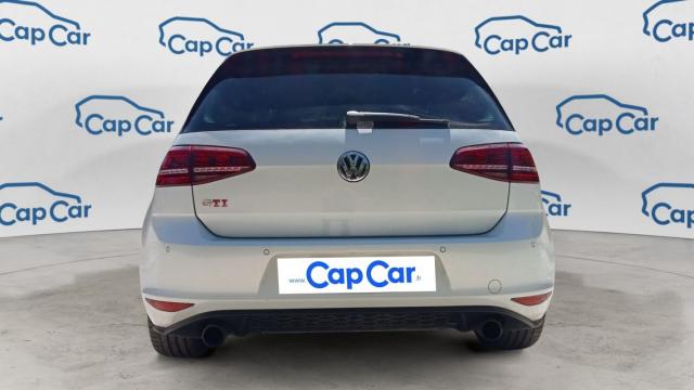Volkswagen Golf image 6