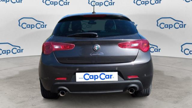 Alfa Romeo Giulietta image 7