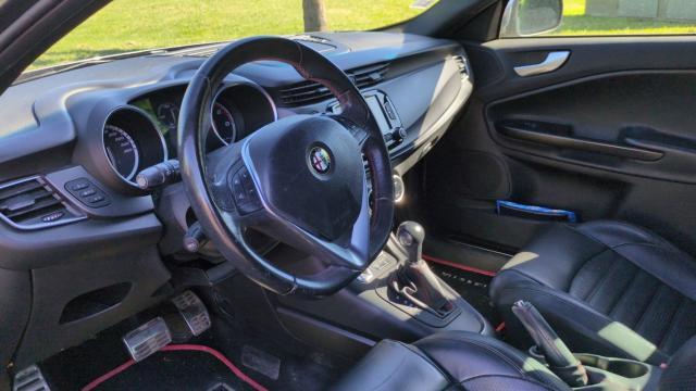Alfa Romeo Giulietta image 3
