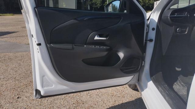 Opel Corsa image 7