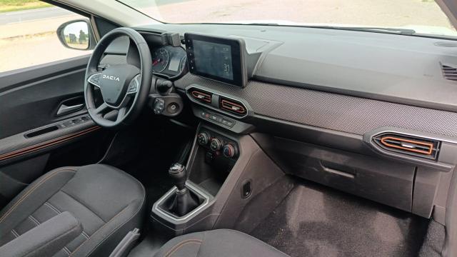 Dacia Sandero image 4