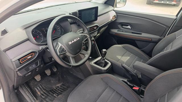 Dacia Sandero image 9