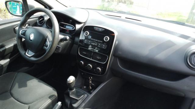 Renault Clio image 2