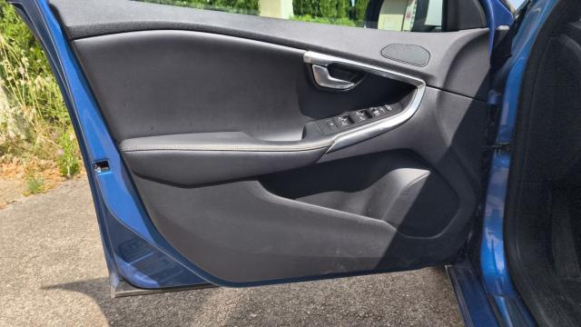 Volvo V40 image 5