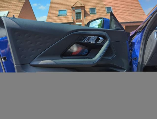 Bmw Serie 2 image 6