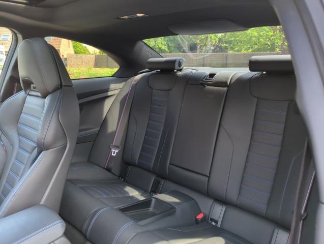 Bmw Serie 2 image 9