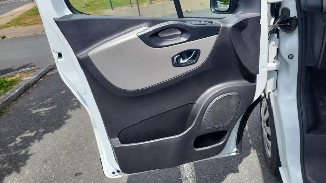 Renault Trafic image 4