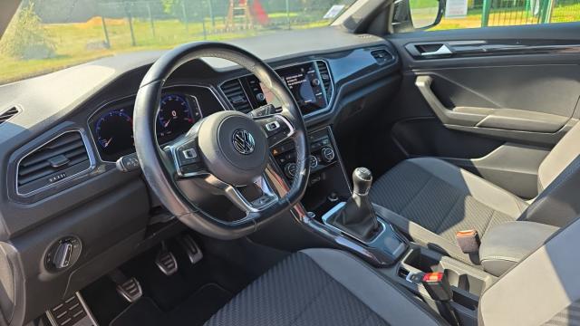 Volkswagen T-Roc image 7