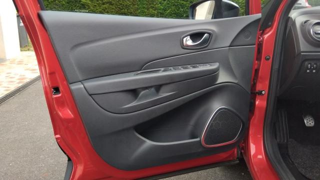 Renault Captur image 9
