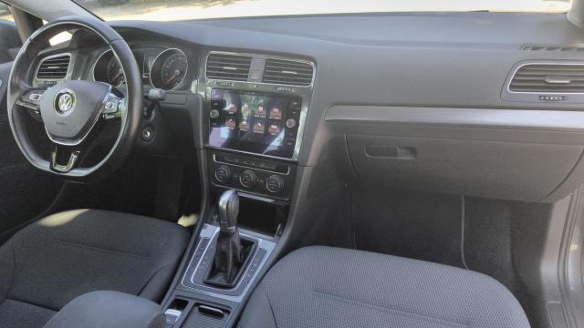 Volkswagen Golf image 2
