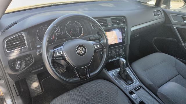Volkswagen Golf image 1