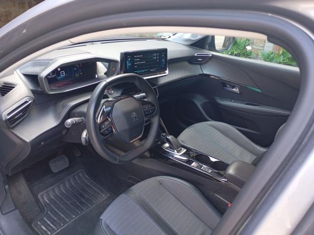 Peugeot 208 image 4