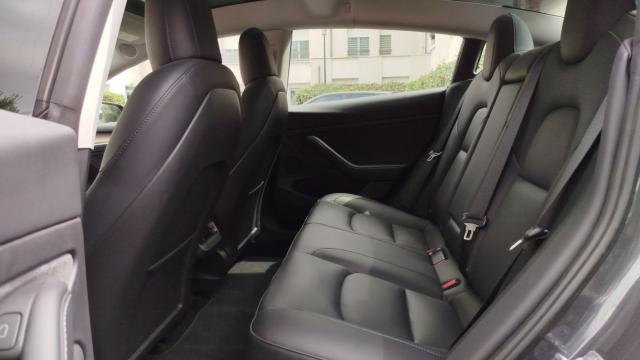Tesla Model 3 image 7