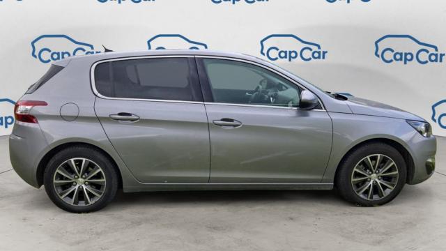 Peugeot 308 image 2