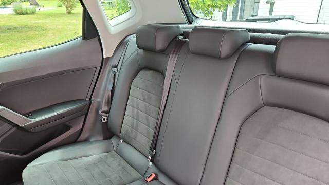 Seat Arona image 2