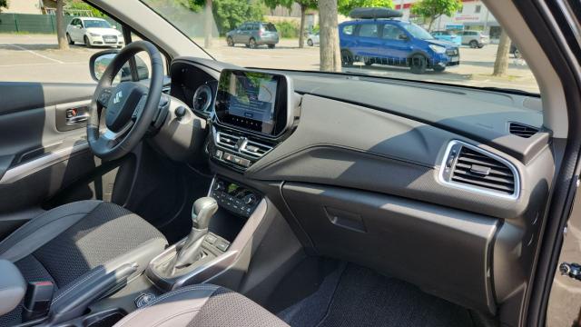 Suzuki S-Cross image 9