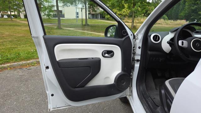 Renault Twingo image 9
