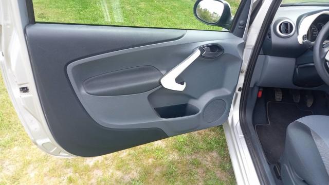 Ford Ka image 8