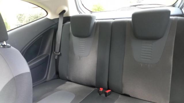 Ford Ka image 9