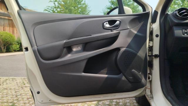 Renault Clio image 8
