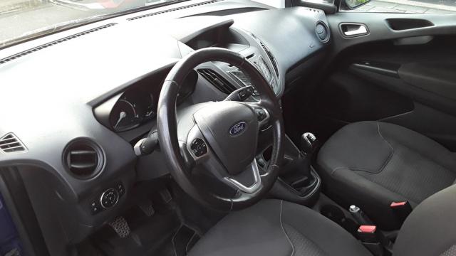 Ford Transit Courier image 2