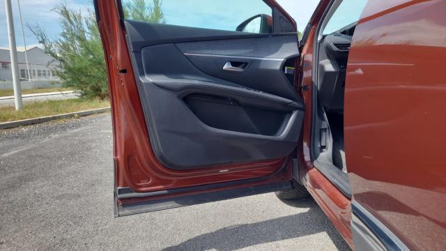 Peugeot 3008 image 7