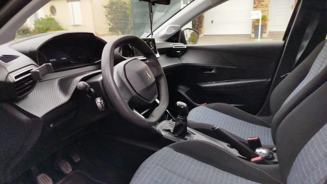 Peugeot 208 image 2