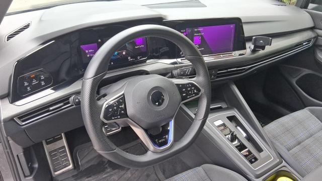 Volkswagen Golf image 7