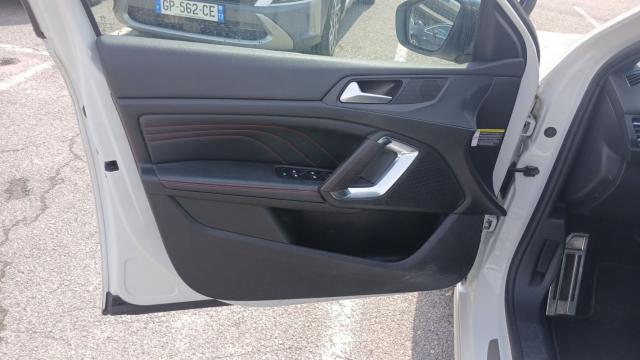 Peugeot 308 image 7