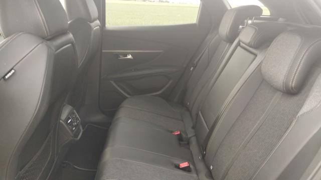 Peugeot 3008 image 1