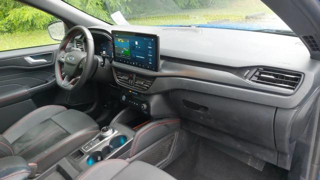 Ford Kuga image 4