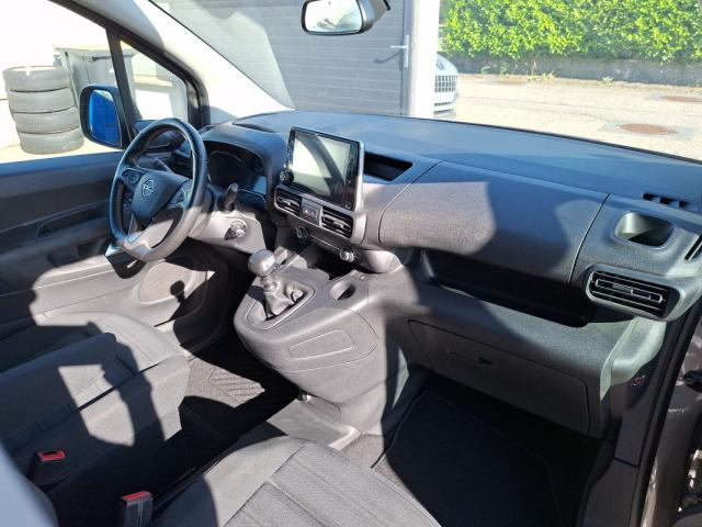 Opel Combo image 8