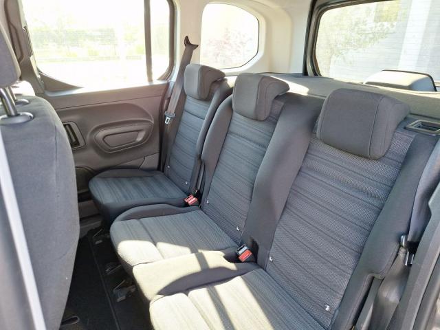 Opel Combo image 9