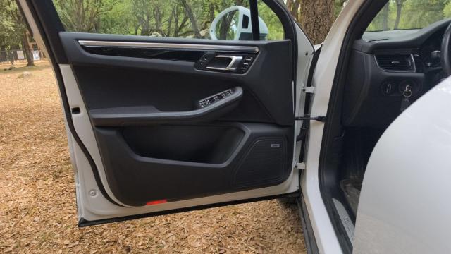 Porsche Macan image 3