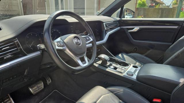 Volkswagen Touareg image 8