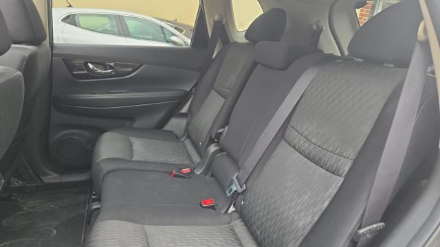 Nissan X-Trail image 1