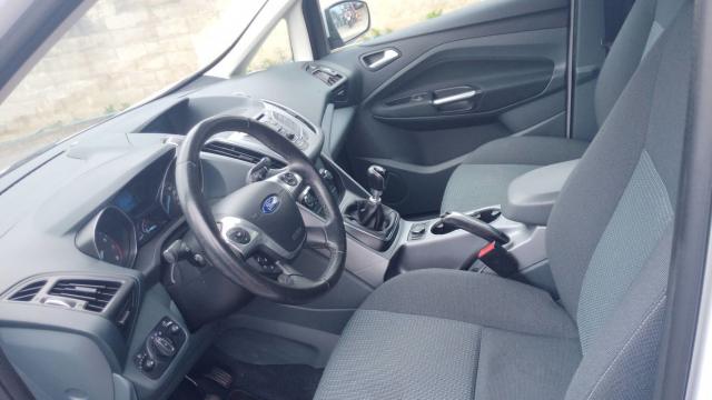Ford C-Max image 1