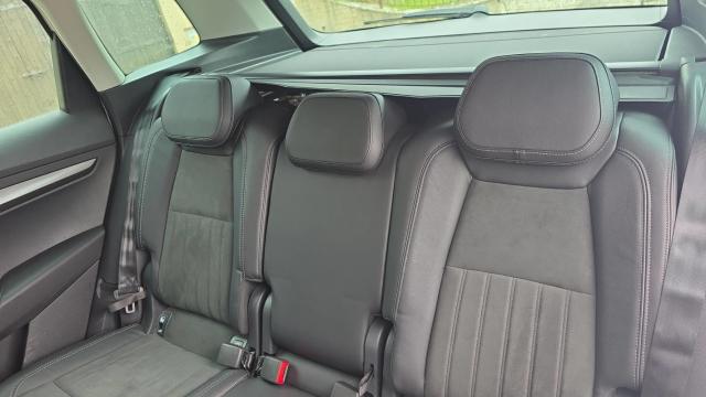 Skoda Karoq image 3