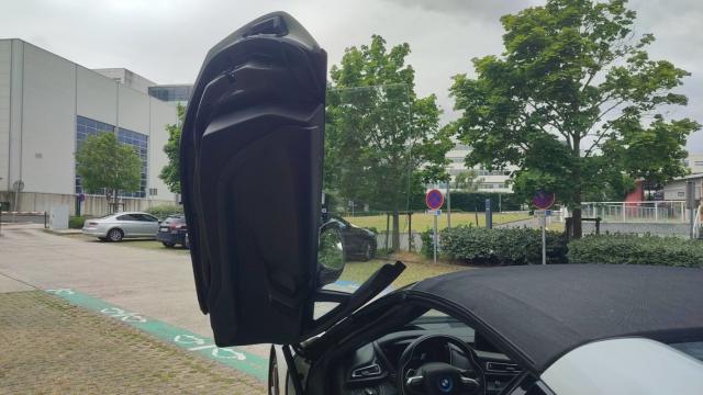 Bmw I8 image 9
