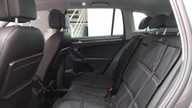 Volkswagen Tiguan image 9