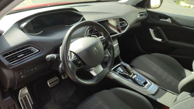 Peugeot 308 image 9