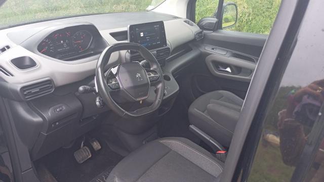 Peugeot Rifter image 8