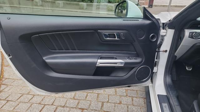 Ford Mustang image 3
