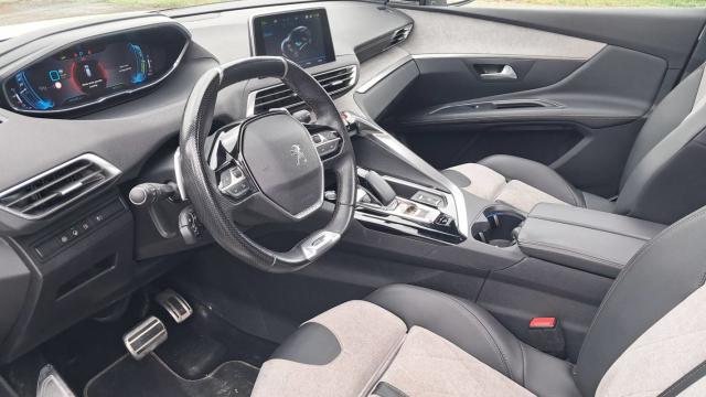 Peugeot 3008 image 3