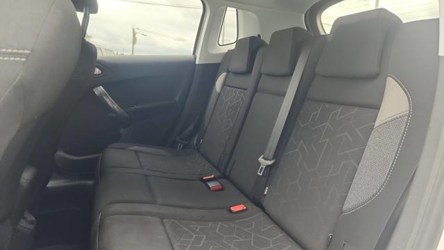 Peugeot 2008 image 2